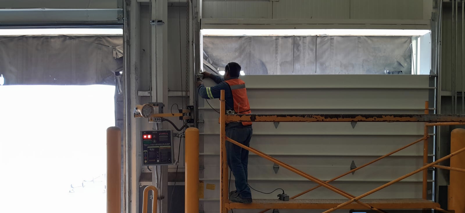 instalación de puertas seccionales
