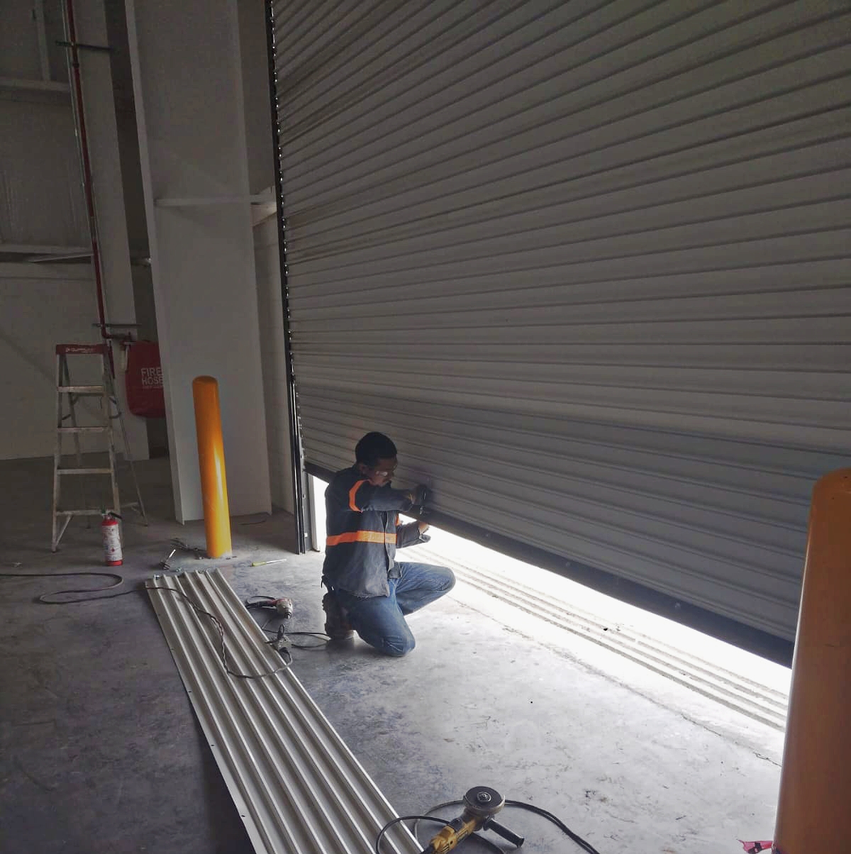 Reparación de cortinas metálicas
